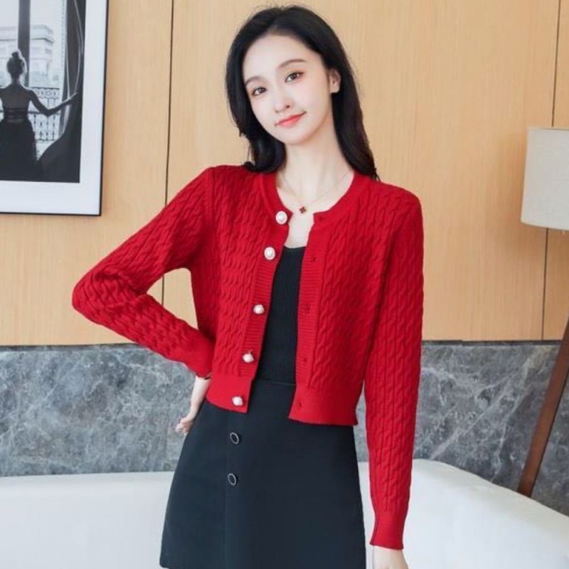 អាវយឺតក្រៅដៃវែង