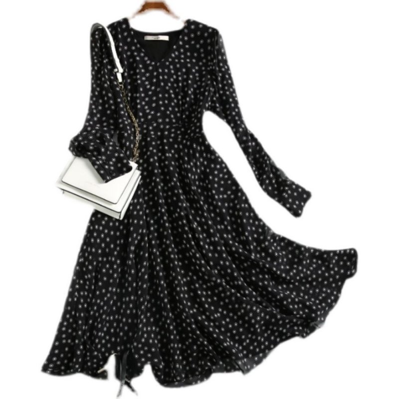 រោបនារីសាច់ស្អាតស្រួលពាក់